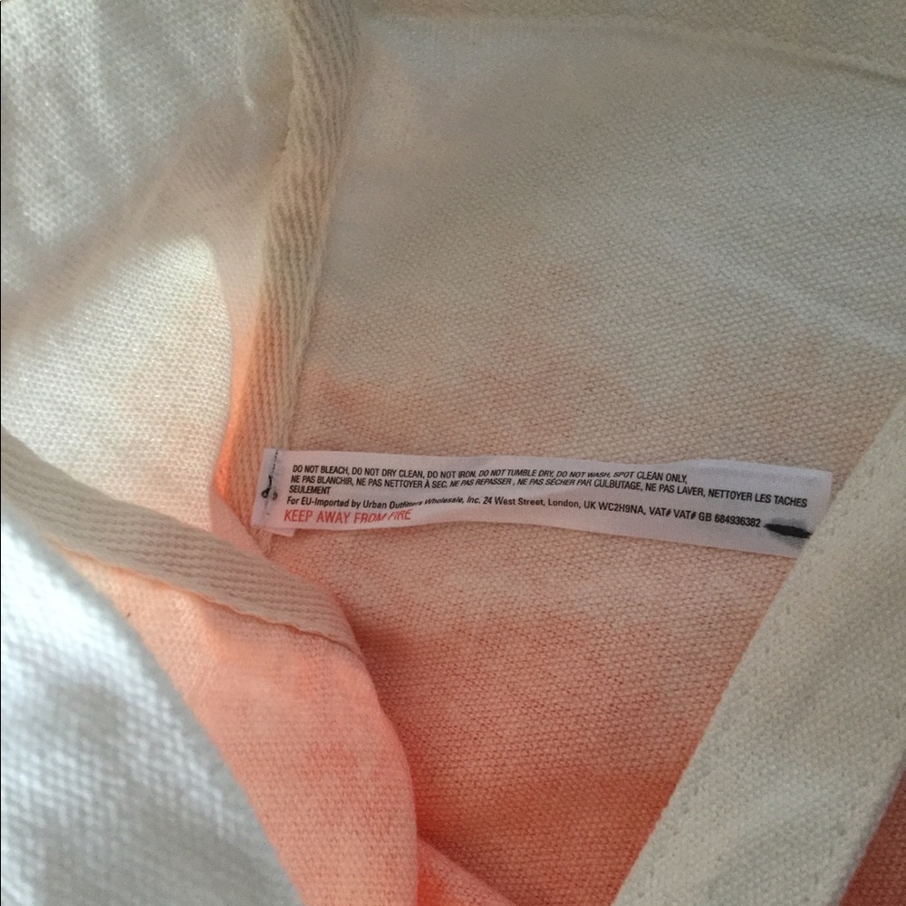 NWOT Free People canvas tote two-toned 13x18x6 - Picture 2 of 7